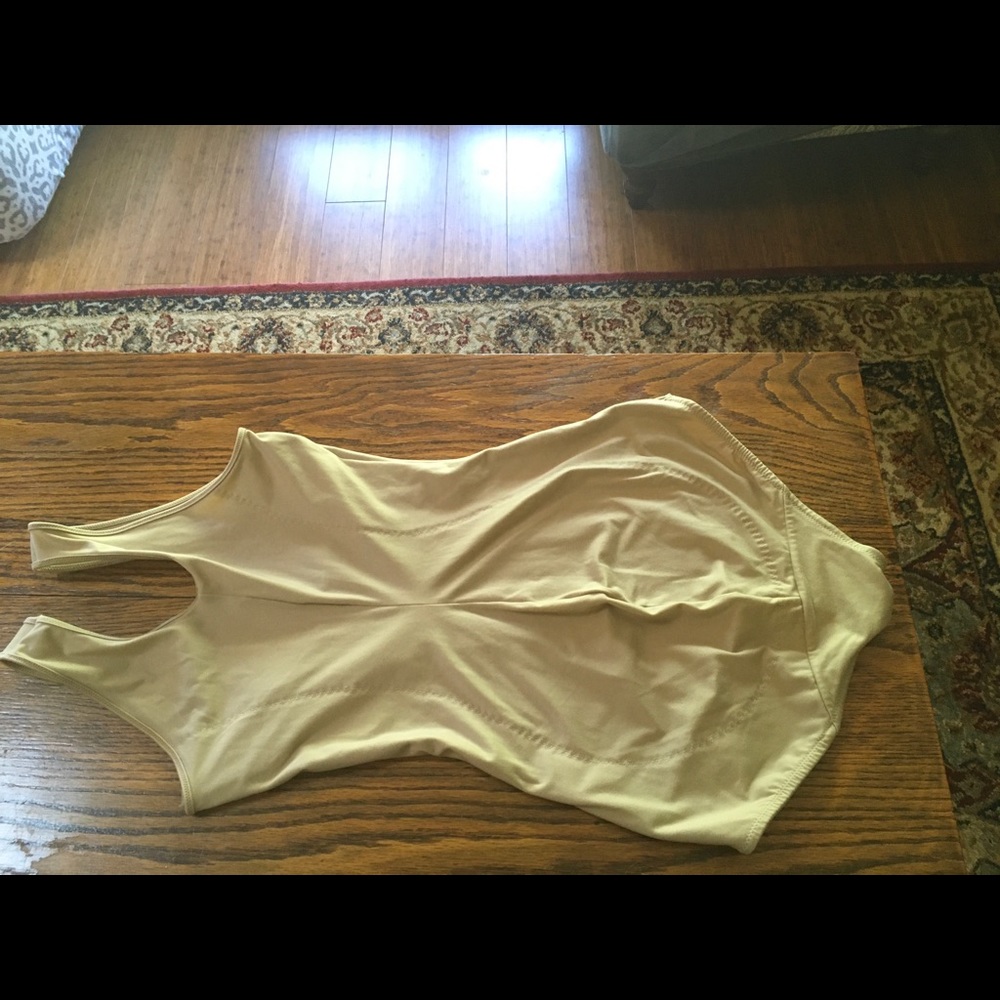 Open bust body shaper